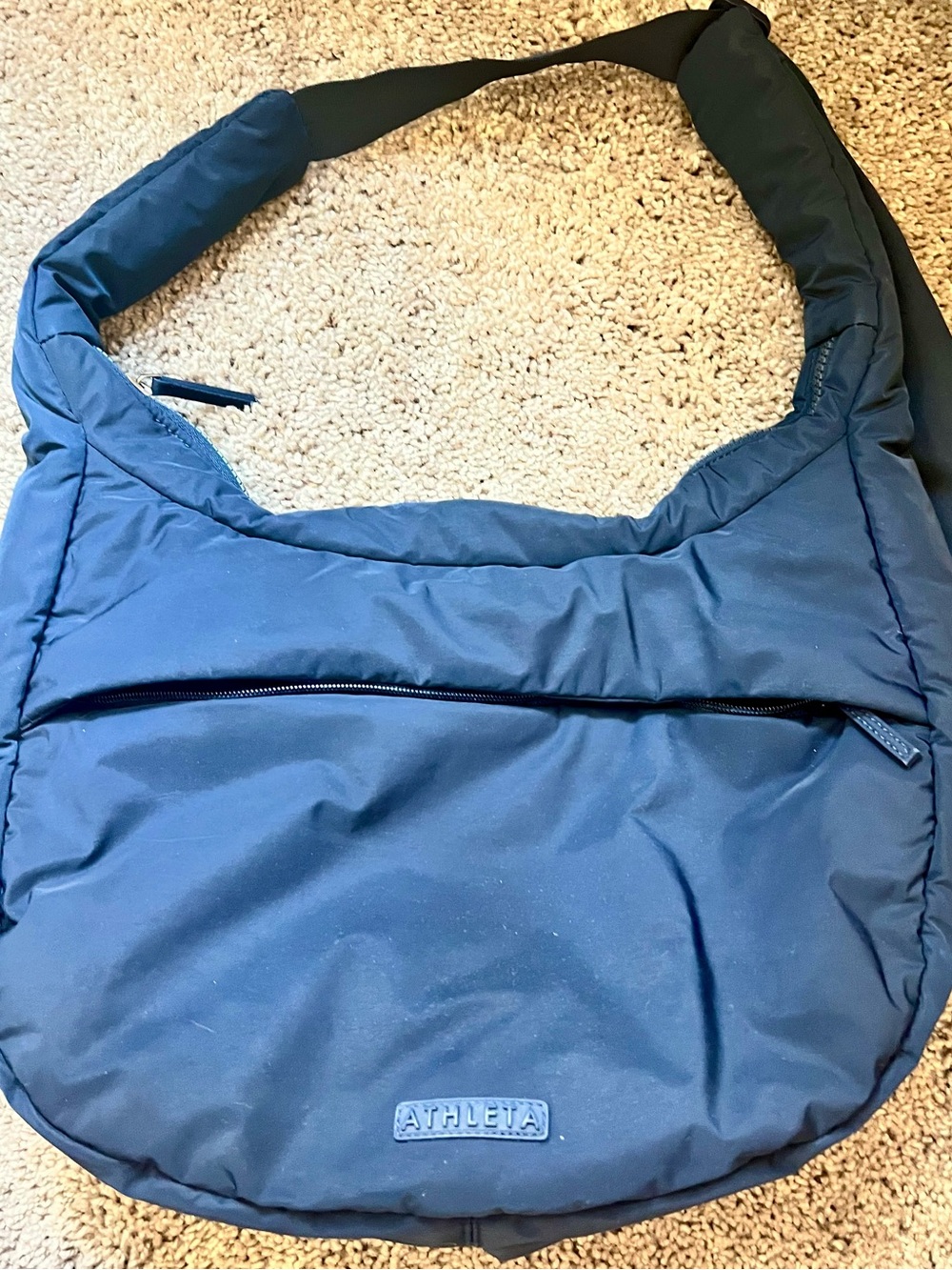Athleta All About Medium Crossbody Messenger Puffer Bag